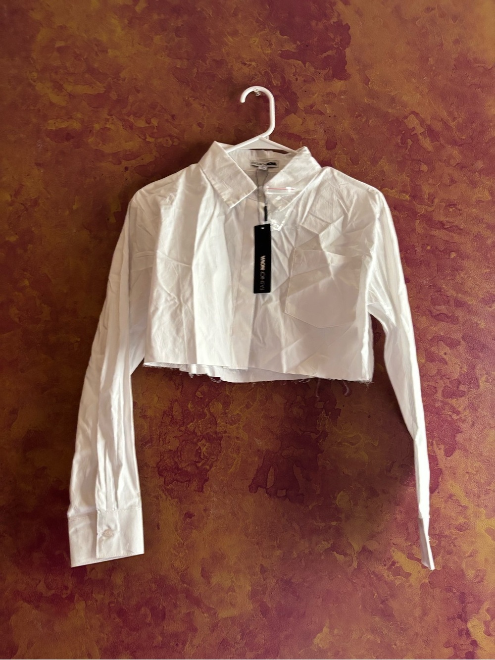 Fashion Nova Cropped White Button-Down Shirt